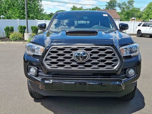 Certified 2023 Toyota Tacoma TRD Sport AWD/4WD image 2