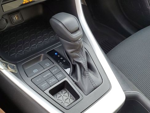 Certified 2024 Toyota RAV4 LE image 29