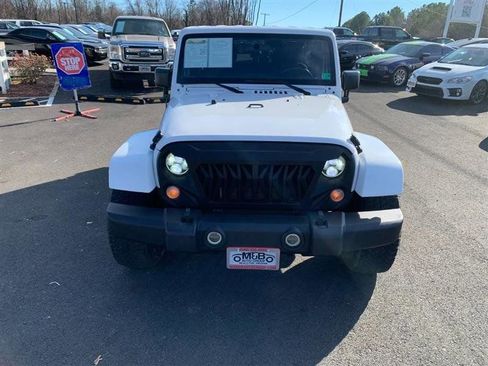 Used 2017 Jeep Wrangler Unlimited Sport w/ Connectivity Group image 13