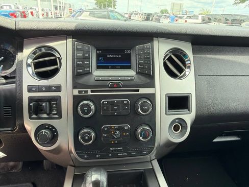 Used 2017 Ford Expedition EL XLT AWD/4WD image 28