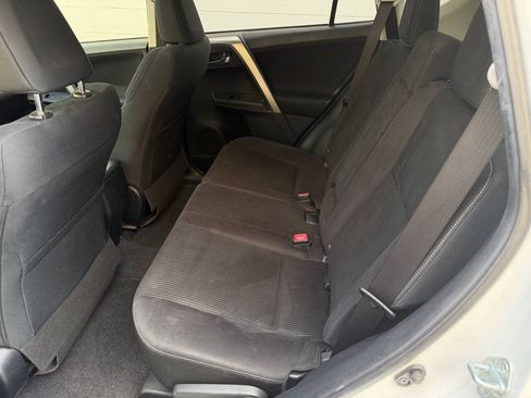 Used 2015 Toyota RAV4 XLE AWD/4WD image 23