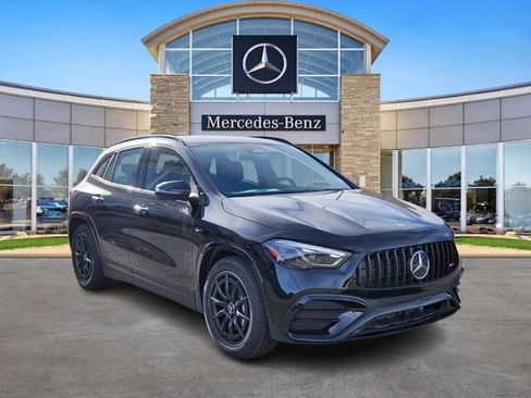 New 2026 Mercedes-Benz GLA 35 AMG 4MATIC image 6