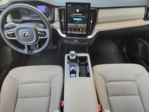 Used 2026 Volvo XC90 B6 Plus w/ Protection Package Premier AWD/4WD image 26