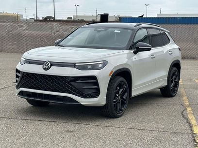 New 2026 Volkswagen Tiguan SE R-Line