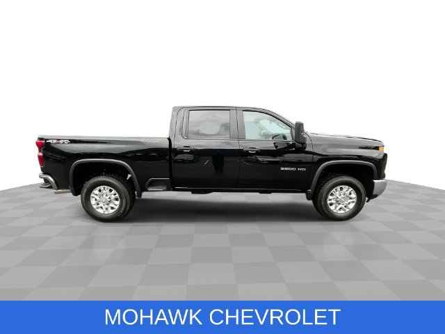 Used 2026 Chevrolet Silverado 3500 W/T AWD/4WD image 9