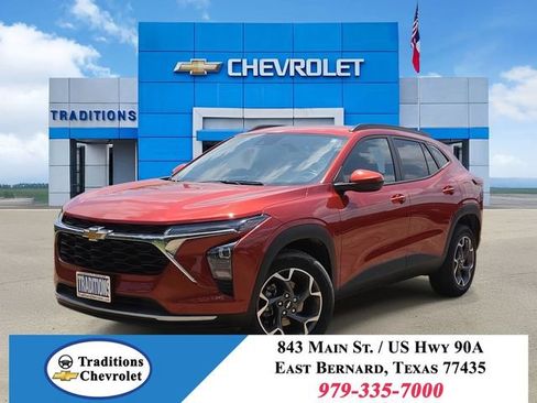 Certified 2024 Chevrolet Trax LT w/ Driver Confidence Package FWD image 1