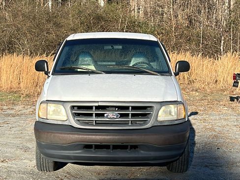 Used 2001 Ford F150 2WD Regular Cab image 3