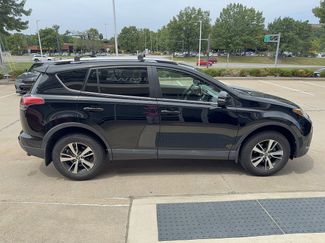 Used 2018 Toyota RAV4 XLE AWD/4WD video 2
