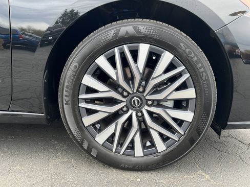 Used 2025 Nissan Altima 2.5 SV image 10