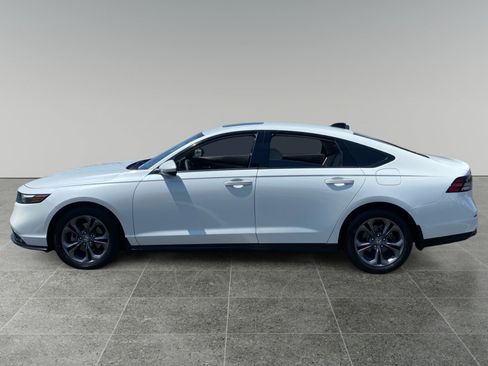 Used 2023 Honda Accord EX image 2