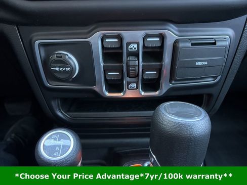 Certified 2022 Jeep Wrangler Unlimited Sahara w/ Cold Weather Group image 59