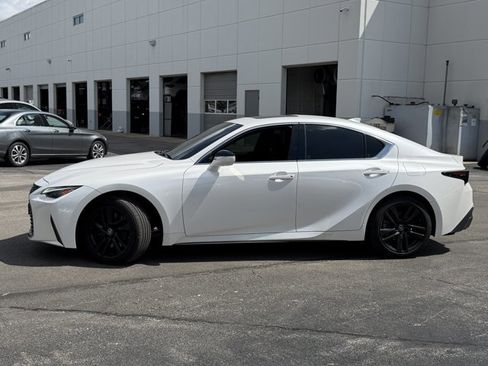 Used 2022 Lexus IS 300 AWD w/ Comfort Package image 8