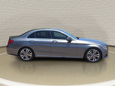 Used 2018 Mercedes-Benz C 300 Sedan image 4