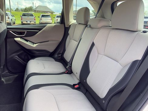 Used 2022 Subaru Forester AWD/4WD image 15