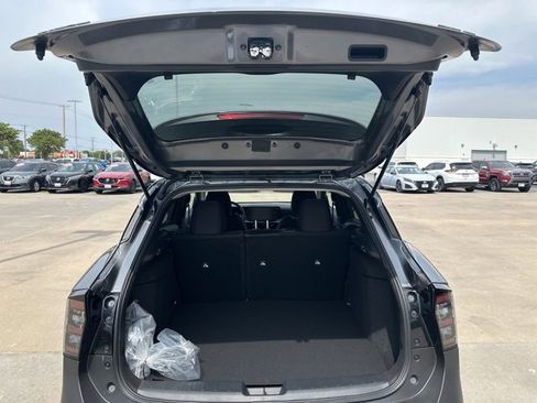 New 2025 Nissan Kicks SV w/ SV Premium Package image 8