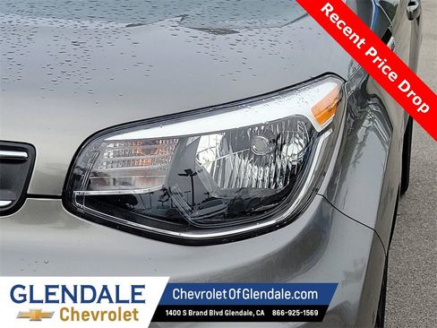 Used 2019 Kia Soul image 18