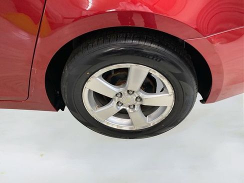 Used 2013 Chevrolet Cruze LT image 17