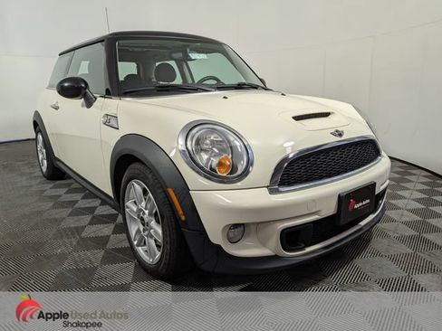 Used 2013 MINI Cooper S FWD image 3