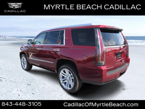 Used 2019 Cadillac Escalade Luxury AWD/4WD image 5