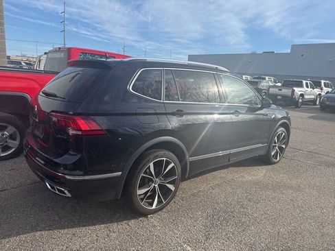 Used 2022 Volkswagen Tiguan SEL R-Line image 5