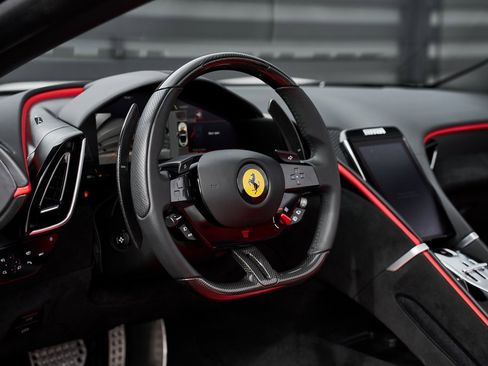 Used 2024 Ferrari Roma Spider image 38