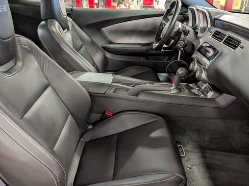 Used 2010 Chevrolet Camaro SS w/ RS Package image 28
