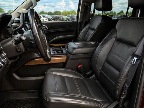 Used 2017 GMC Yukon XL Denali w/ Open Road Package AWD/4WD image 9