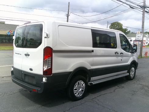 Used 2019 Ford Transit 250 130 Low Roof w/ Exterior Upgrade Package RWD image 5