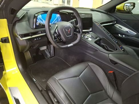 Used 2024 Chevrolet Corvette Z06 image 9