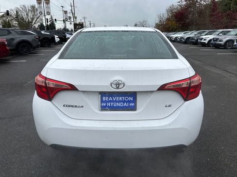 Used 2019 Toyota Corolla LE image 5