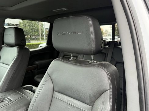 Used 2021 GMC Sierra 1500 Denali w/ Denali Ultimate Package image 2