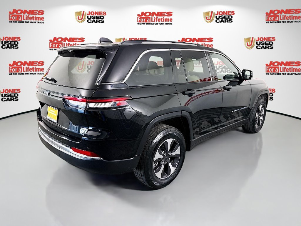 Used 2022 Jeep Grand Cherokee Limited 4xe w/ Luxury Tech Group II AWD/4WD image 17