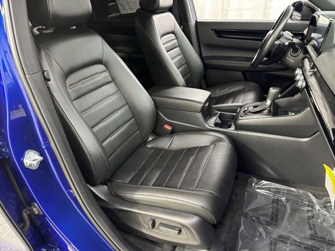 Used 2025 Honda CR-V Sport Touring image 32