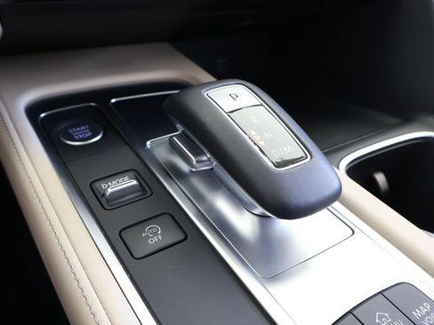 Used 2023 INFINITI QX60 Sensory w/ Cargo Package image 29