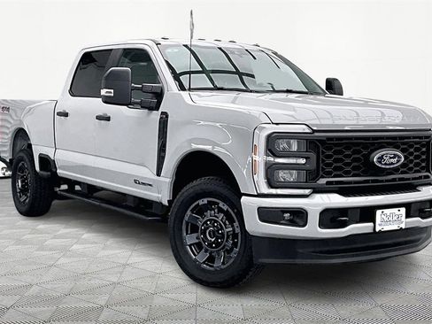 Used 2026 Ford F250 XL w/ STX Appearance Package image 12