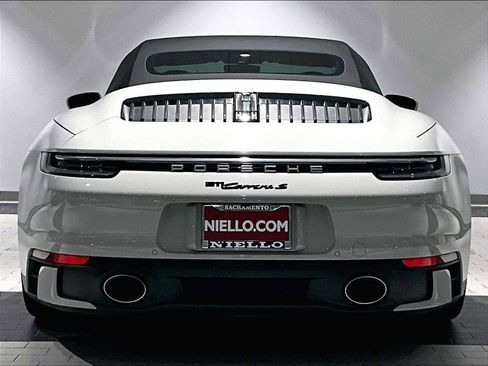 Used 2021 Porsche 911 Carrera S image 9