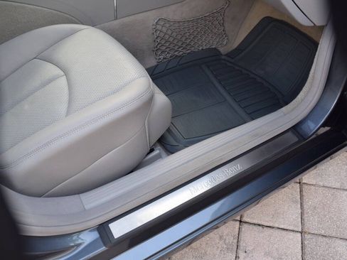 Used 2006 Mercedes-Benz E 350 Sedan image 51