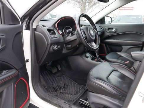Used 2019 Jeep Compass Trailhawk w/ Leather Interior Group image 12