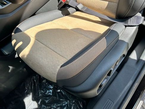 New 2026 Chevrolet Equinox ACTIV w/ Convenience Package III image 35