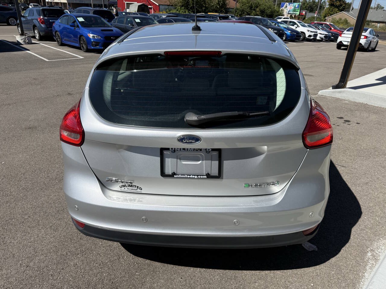 Used 2017 Ford Focus Electric Hatchback FWD image 11
