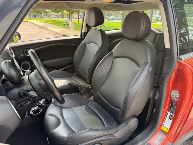 Used 2013 MINI Cooper S FWD image 8