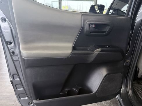 Used 2023 Toyota Tacoma SR image 30