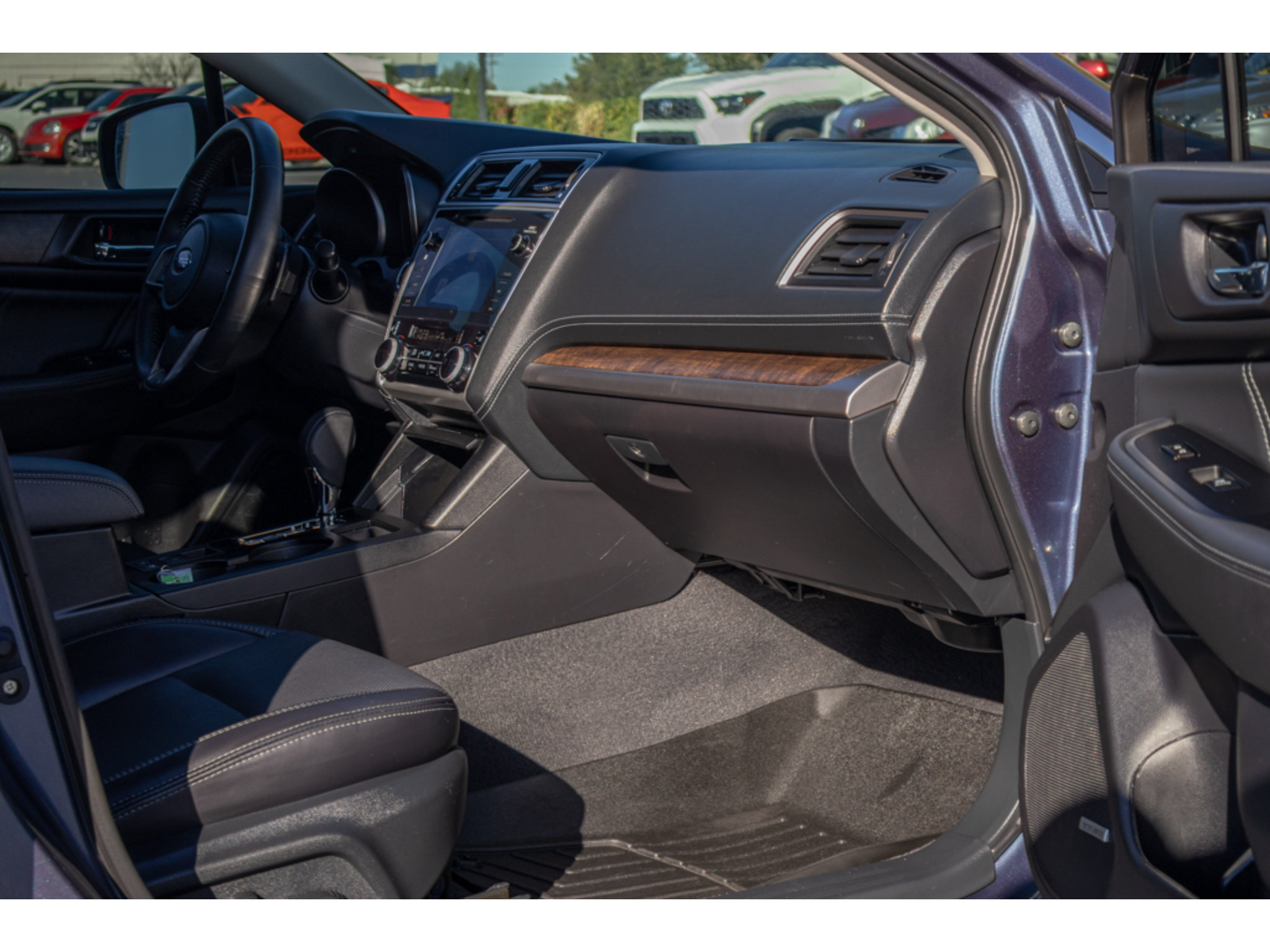 Used 2018 Subaru Outback 2.5i Limited AWD/4WD image 10