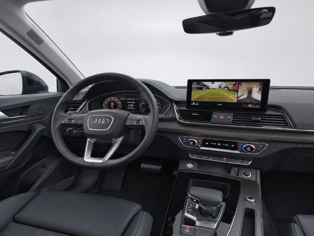 Used 2024 Audi Q5 2.0T Premium Plus AWD/4WD image 37