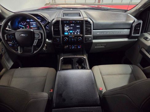 Used 2019 Ford F250 XLT w/ XLT Premium Package image 7