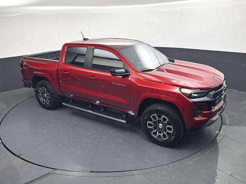 Used 2026 Chevrolet Colorado Z71 w/ Technology Package AWD/4WD image 17