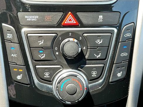 Used 2014 Hyundai Elantra GT FWD image 15