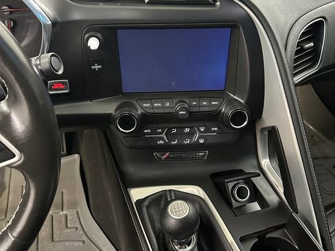 Used 2016 Chevrolet Corvette Stingray Coupe image 17