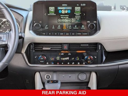 Certified 2023 Nissan Rogue SL w/ SL Premium Package AWD/4WD image 32