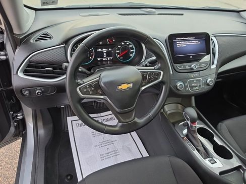 Used 2023 Chevrolet Malibu RS image 10